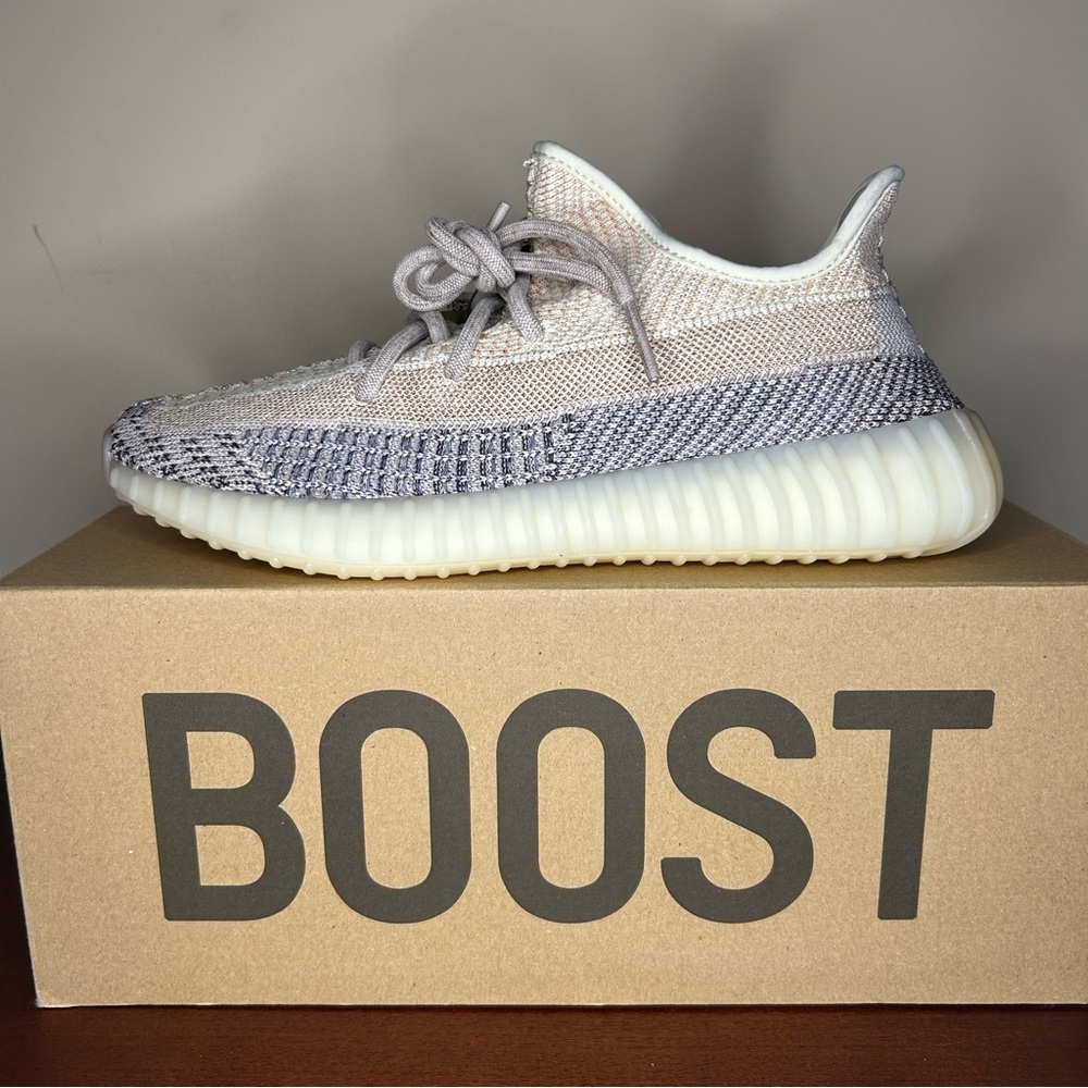 Adidas Yeezy Boost 350 V2 Ash Pearl (Unisex Size 9 Men's) - Picture 8 of 16